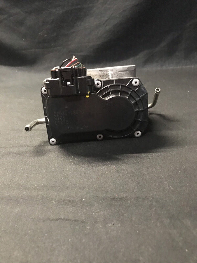 Toyota Camry, Solara Scion Tc Throttle Body 22030-28070 2002-2010