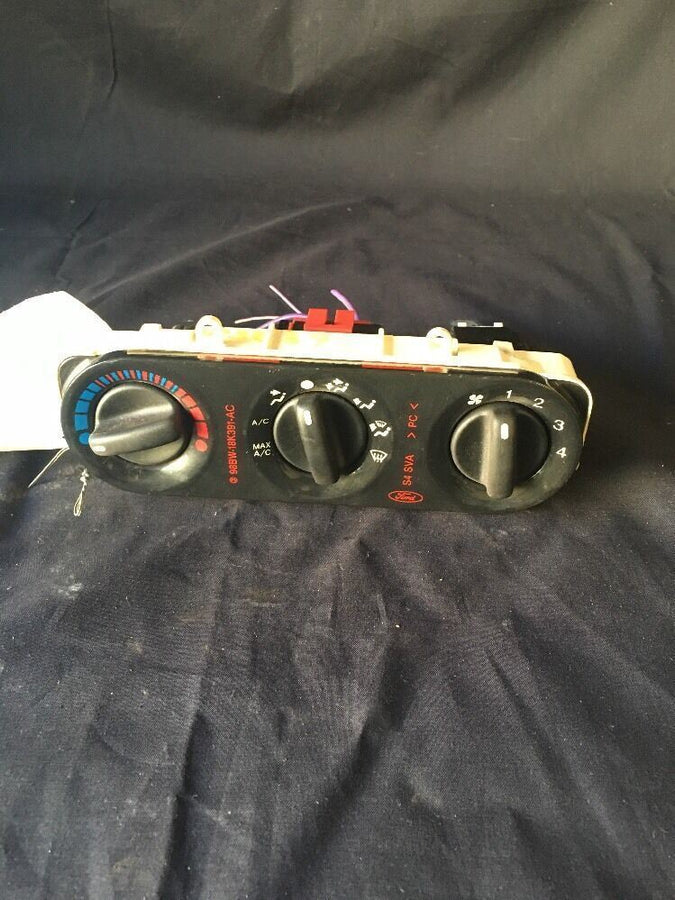 Mercury Cougar 1999-2000 Temperature Control Unit