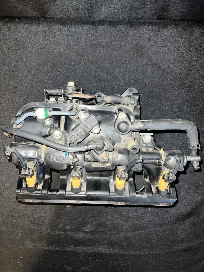Hyundai Genesis Coupe A/T 2.0L Intake Manifold Plastic OEM 2013-2014