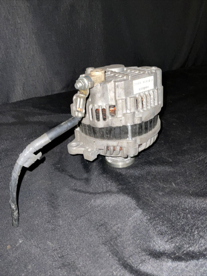 Nissan X-Trail Primera 2.0 X-Trail 2.5 Alternator  2006