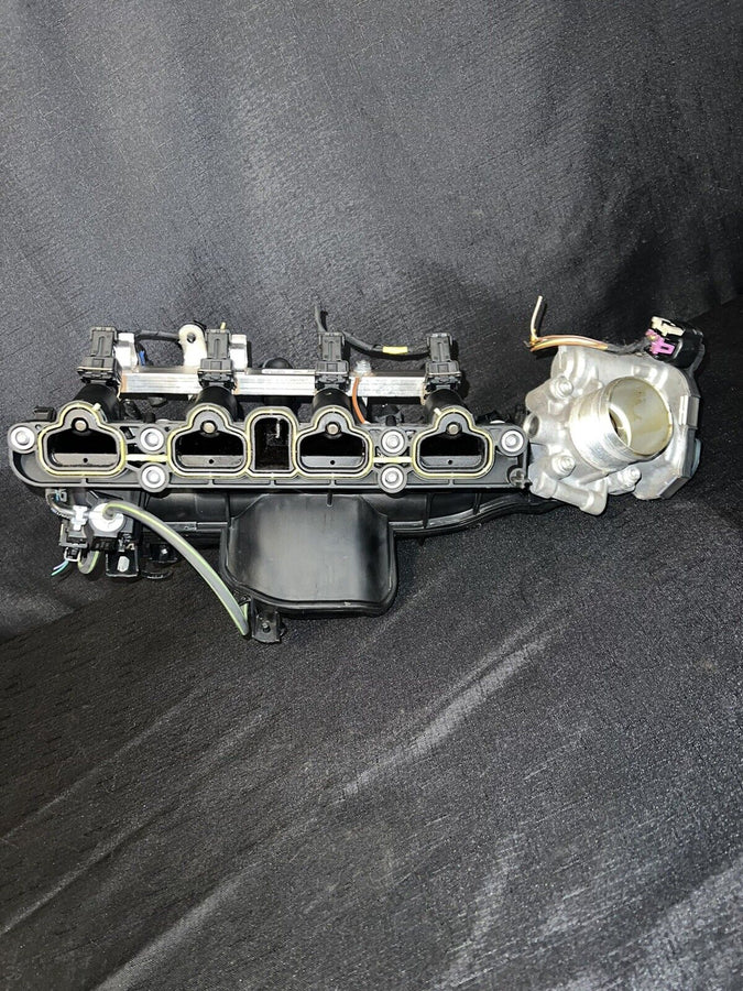 Buick Encore Intake Manifold Complete 55581014 Oem  2013-2018