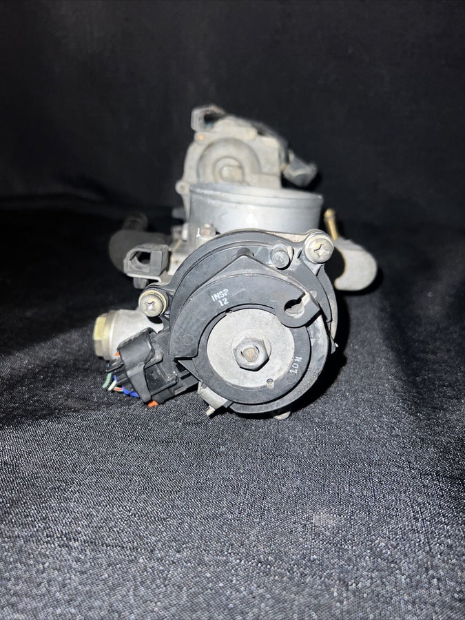 Toyota Landcruiser Throttle Body Assembly 4.7L w/motor OEM 22030-50142 (98-02)