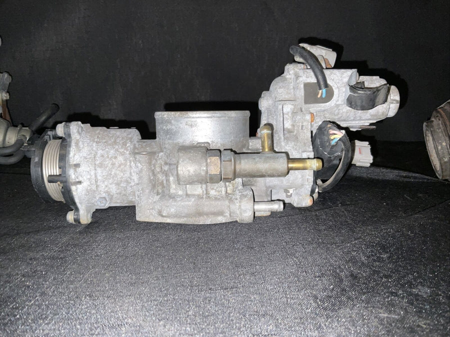Toyota Sequoia Tundra 98-02 Land Cruiser 4.7L Fuel Throttle Body 22030-50142