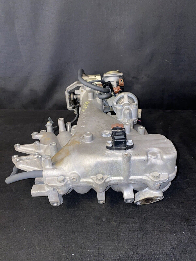 Mitsubishi Montero Intake Manifold w/Throttle Body 3.0L 1997-2003