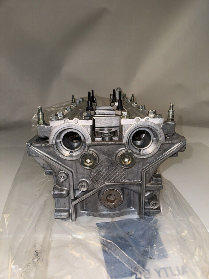 Honda Acura GSR HEAD VTEC DOHC Cylinder Head P72-2 OEM B18C1 1994-2001
