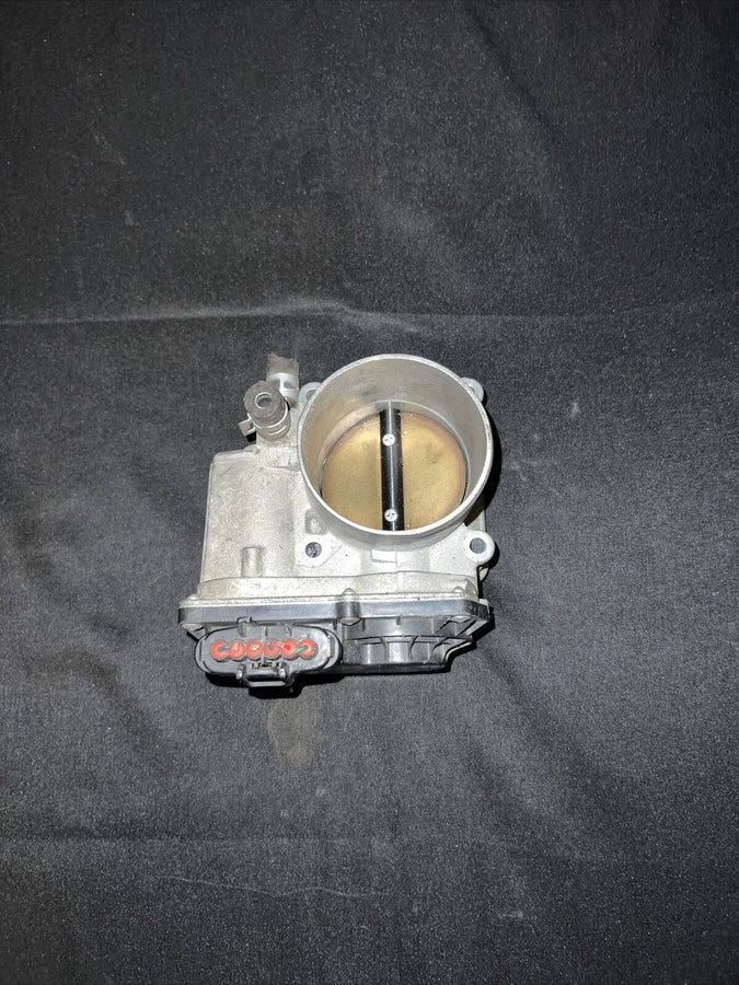 Toyota Tacoma Fuel Injection Throttle Body 4.0L OEM (22030-0P010)(2003-2016)