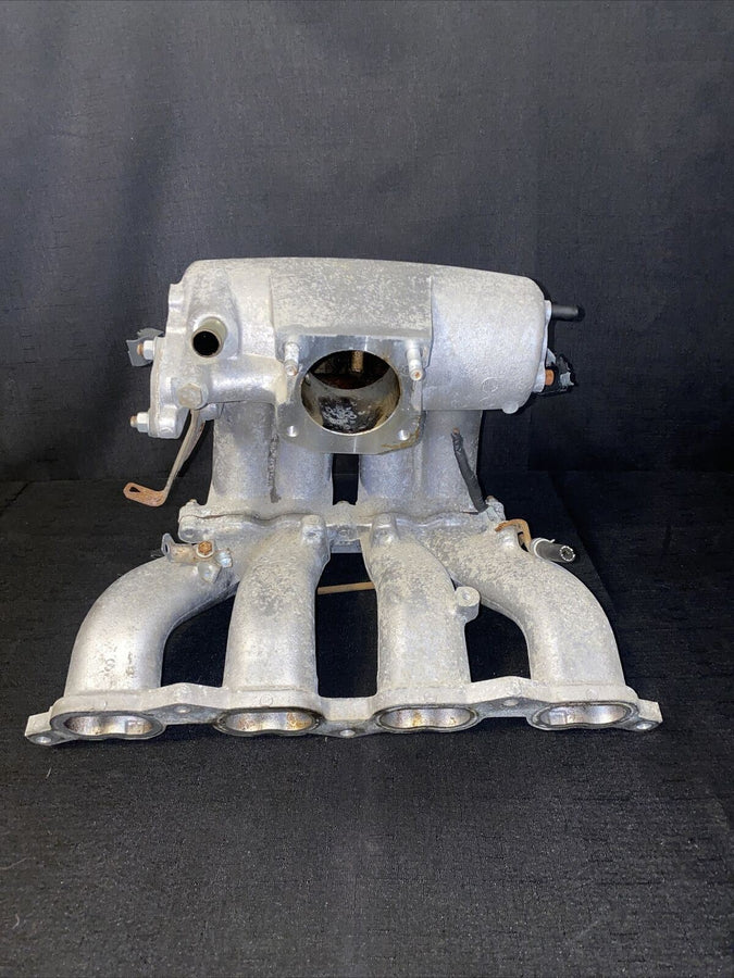 Toyota Tacoma 2.7L-2.4L Intake Manifold 2000-2004 W out EGR