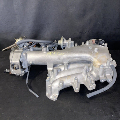 Mitsubishi Montero Intake Manifold w/Throttle Body 3.0L 1997-2003
