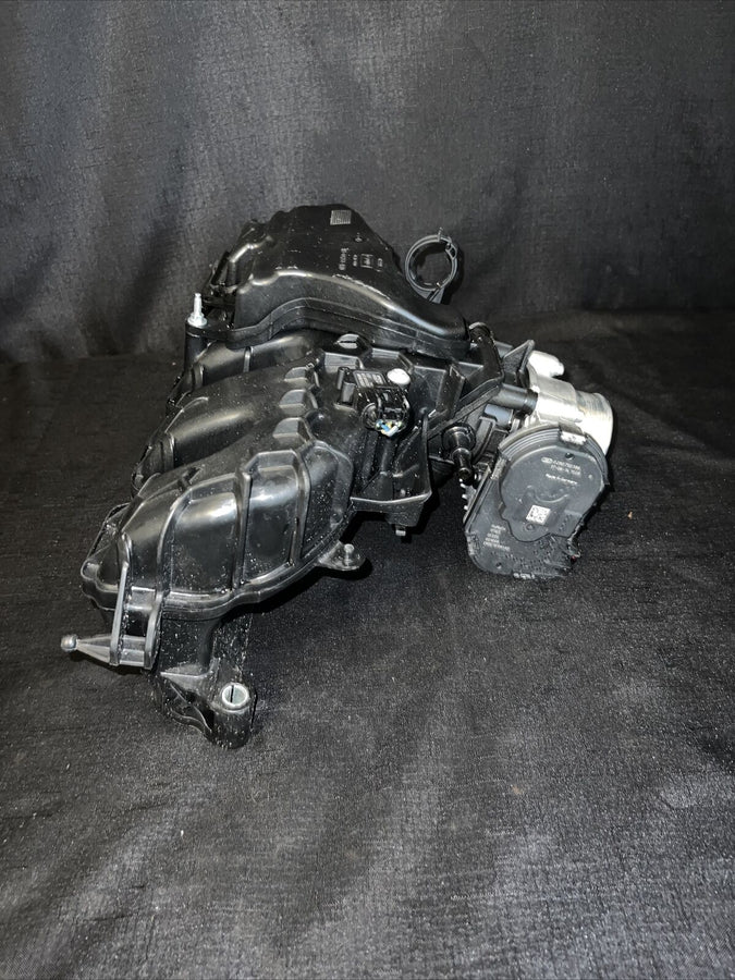 LAND ROVER DISCOVERY SPORT 2.0L Turbo INTAKE MANIFOLD CB5E-19A566-AB (15-17) OEM