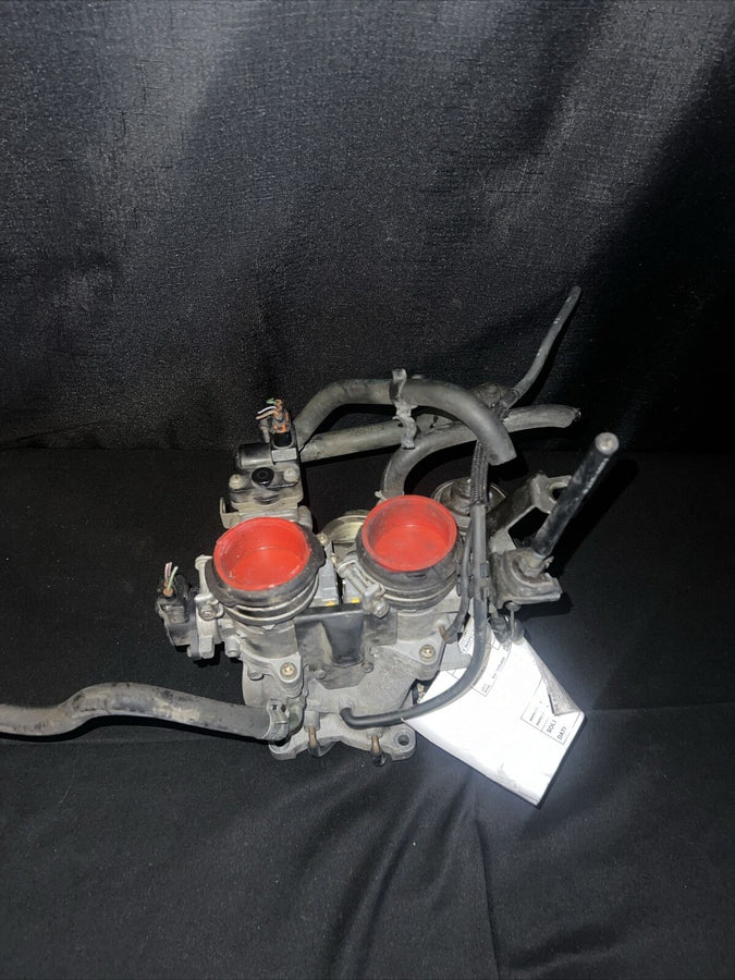Toyota Avalon 3.0L Throttle Body 2000-2004 OEM 22210-0A110