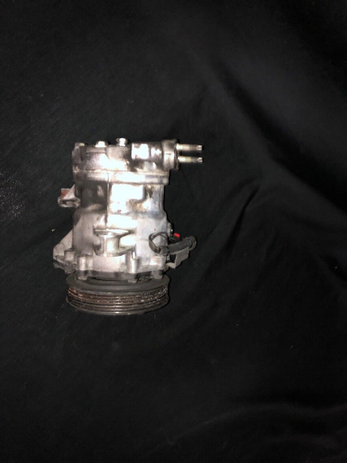 Jeep Liberty 3.7L  Ac Compressor OEM 2002-2005