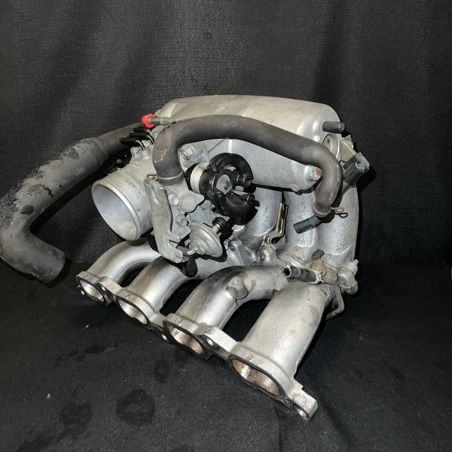 Toyota Tacoma Intake Manifold 2.7L & 2.4L W Throttle Body 00-04 (22210-75250) AT