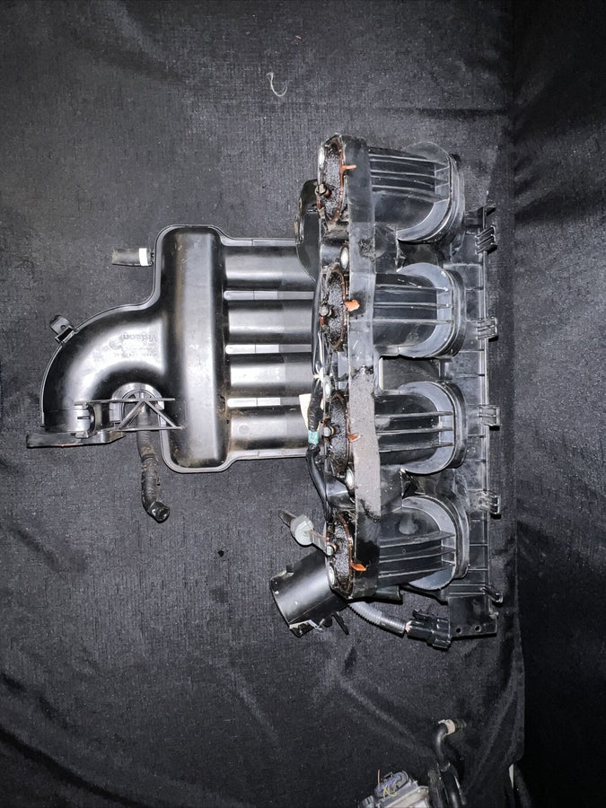 Nissan Frontier 2.5L Intake Manifold 2005-2019 OEM 14003-EA000