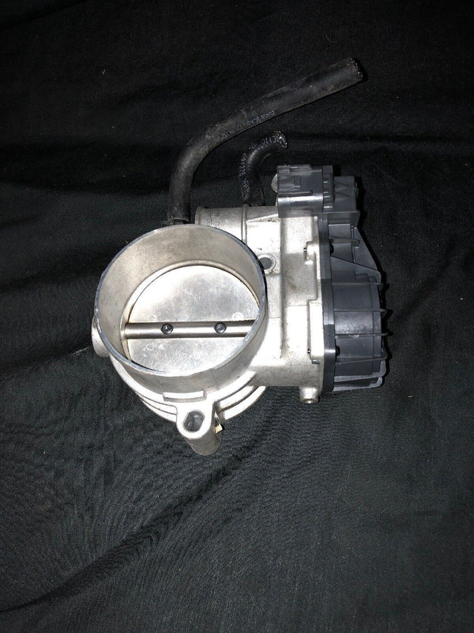 Kia Sorento 3.5L Throttle Body 2011-2013 OEM