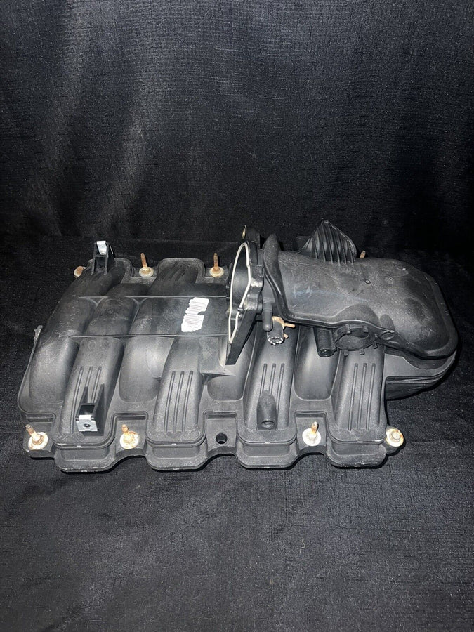 Dodge Durango Intake Manifold Oem 53032774AA 2005-2007
