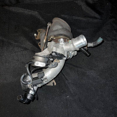 Chevrolet Cruz Garrett Turbocharger w/ Manifold 55565353 Trax Sonic (11-19)OEM