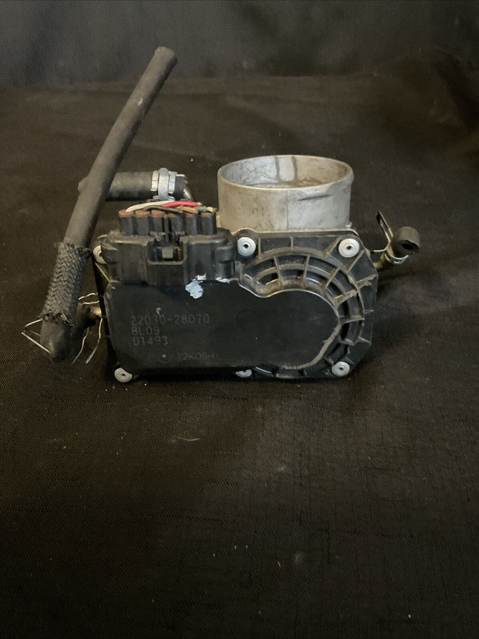 Scion TC 2.4L Throttle Body Fits 07-10 22030-28070 OEM