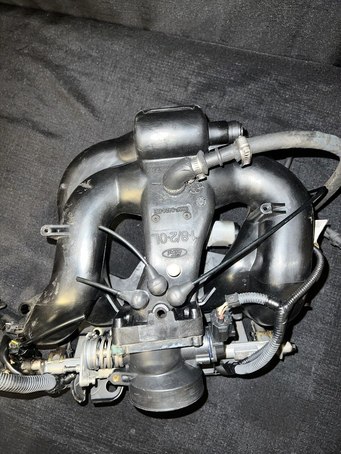 Ford Maverick 2.0L Intake Manifold w/ Throttle body 2002-2003