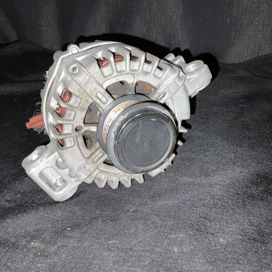Chevrolet Camaro 3.6L V6 Alternator 13588313 OEM 2010-2012