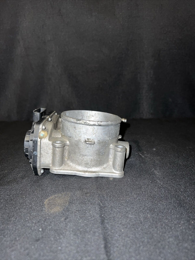 Toyota Avalon Throttle Body Assembly W/Motor 3.5L OEM (22030-0P050) (2006-2018)