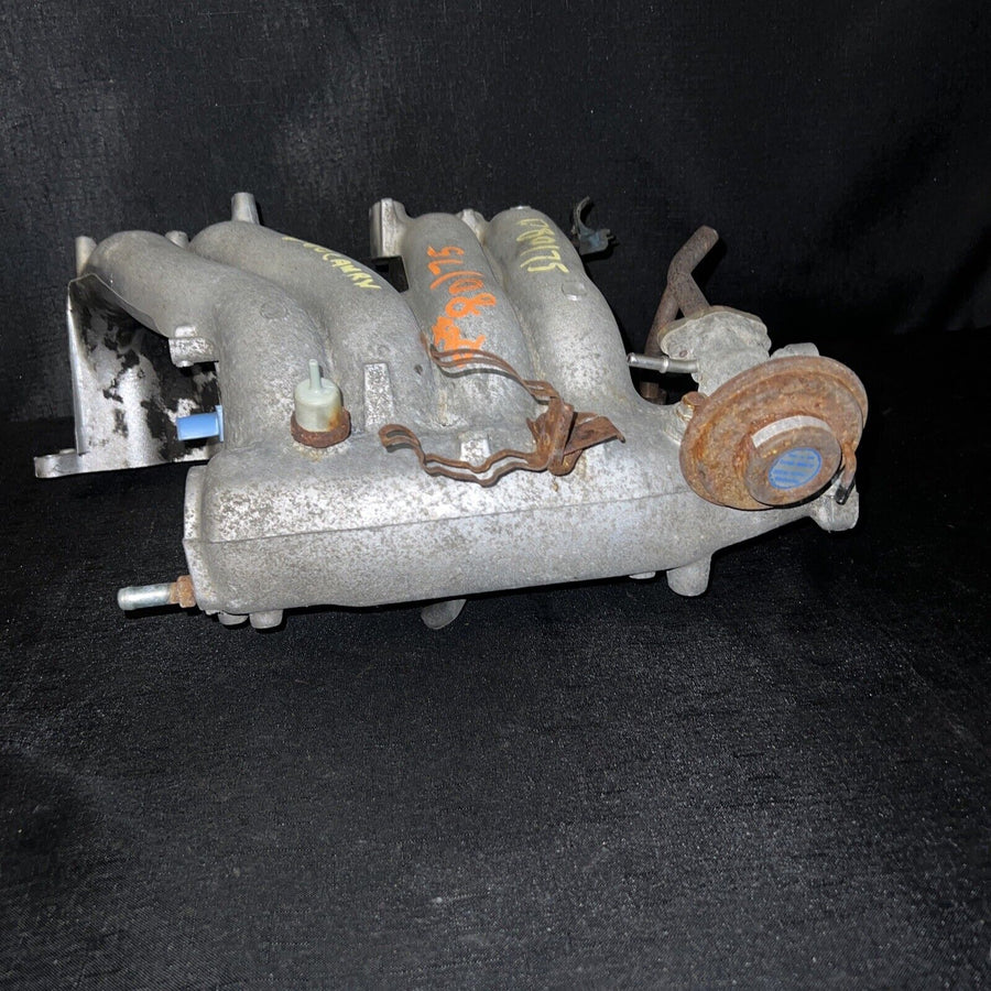 Toyota Camry Intake Manifol 2.2L 17101-74311 OEM 1997-2002