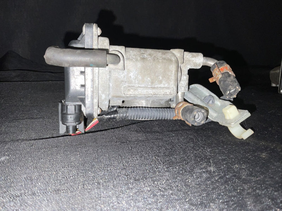 Toyota Camry 2.4L 2007-2010 Throttle Body Assembly OEM 22030-0H030