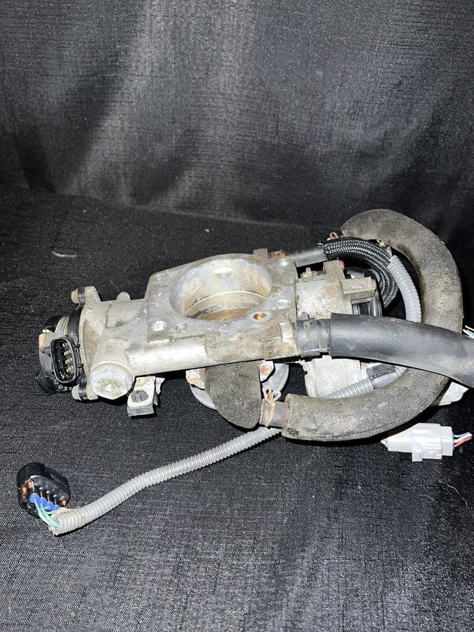 Toyota Lancruiser Throttle Body Assembly 4.7L w/motor 22030-50142 OEM 1998-2002