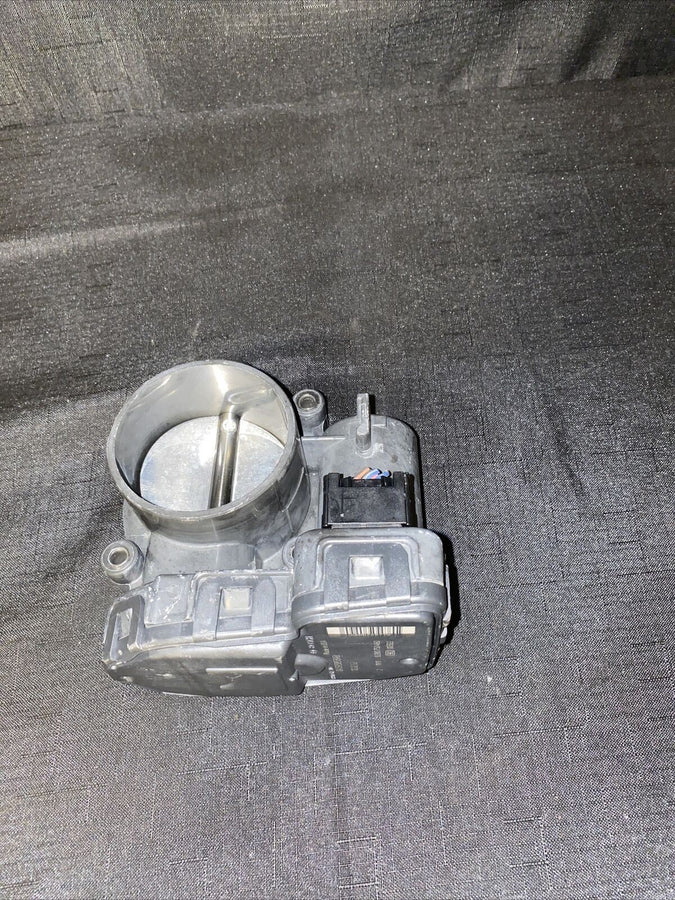 Jeep Wrangler Throttle Body 3.8L 2008-2011 OEM