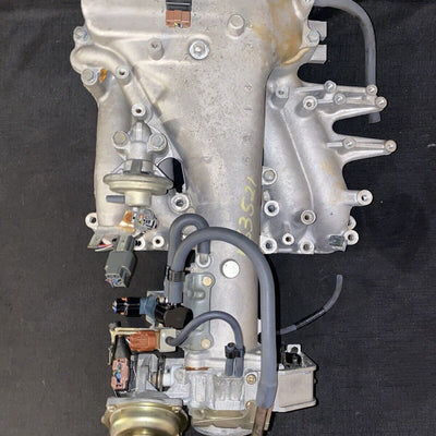 Mitsubishi Montero Intake Manifold w/Throttle Body 3.0L 1997-2003
