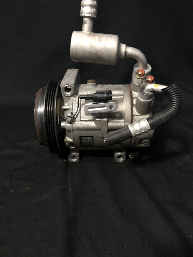 INFINITI G35 AC COMPRESSOR 3.5L 92600-AM800 OEM