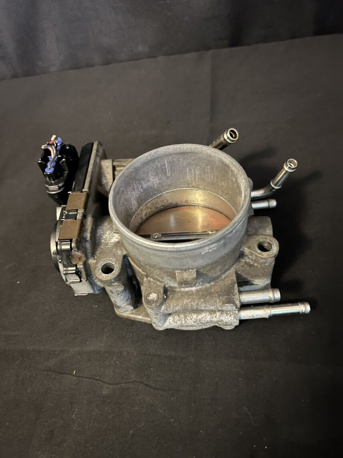 Lexus GX470 Throttle Body 4.7L V8 OEM (22030-50170)  (2003-2005)