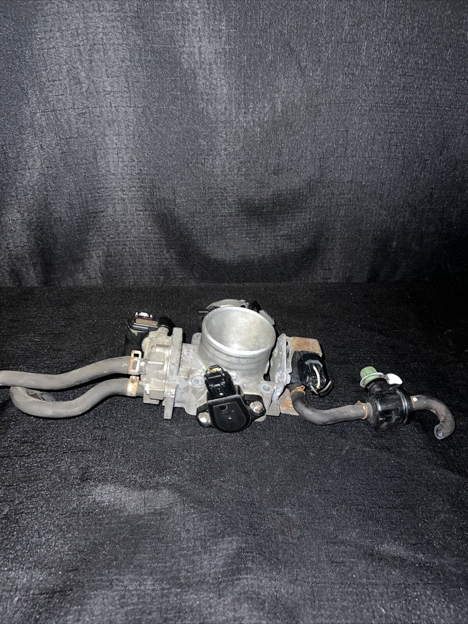 Honda Civic Throttle Body 1.7L AT 2001-2005 OEM