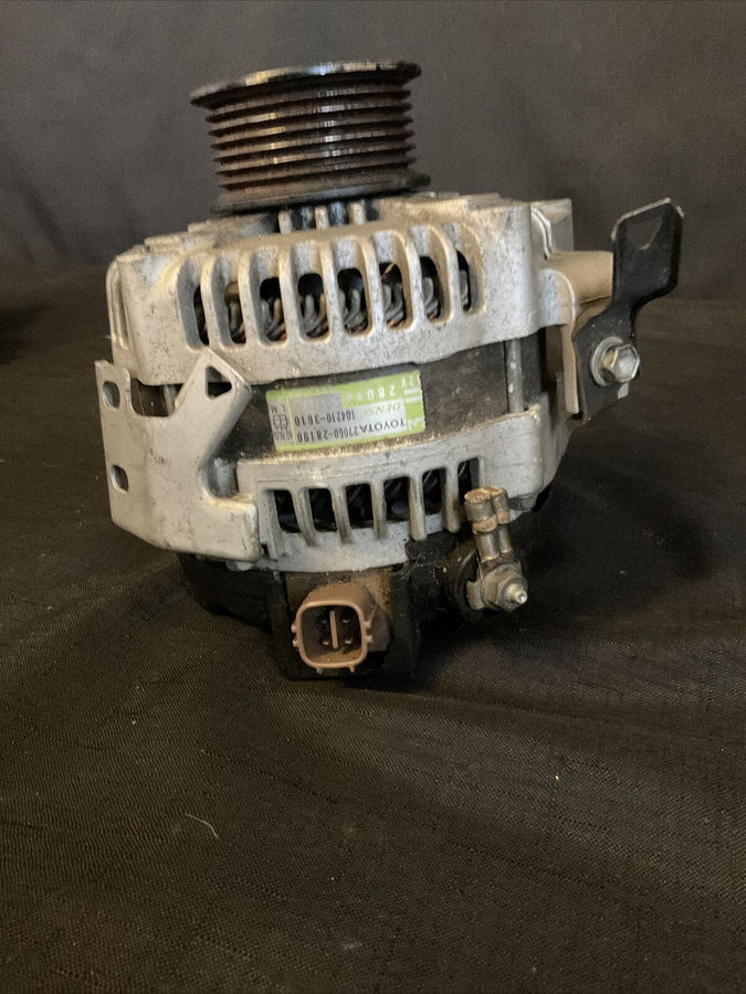 Toyota Highlander 2.4L Alternator  2000-2007