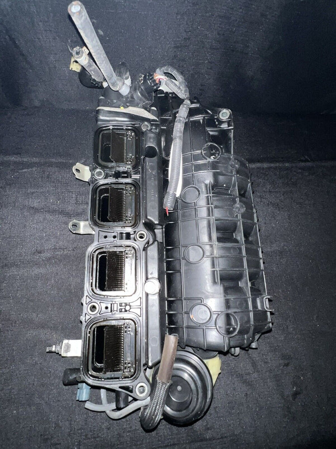 Toyota Camry Intake Manifold w/ Throttle Body 17120-0V010