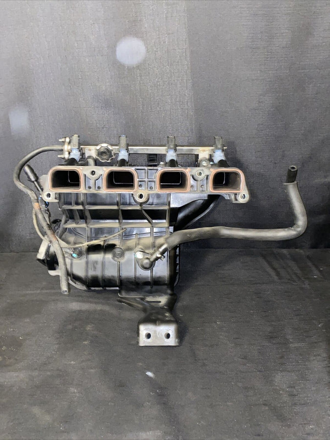 Hyundai Sonata Intake Manifold 2.4L Hybrid OEM 2011-2015 Optima