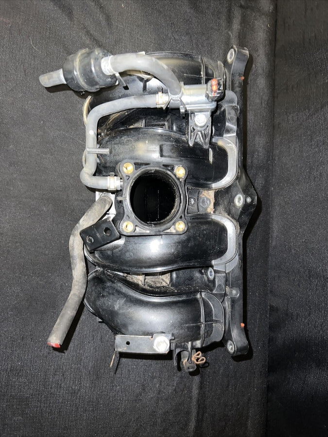 Toyota Tacoma 2.7L Intake Manifold  171130C020 OEM
