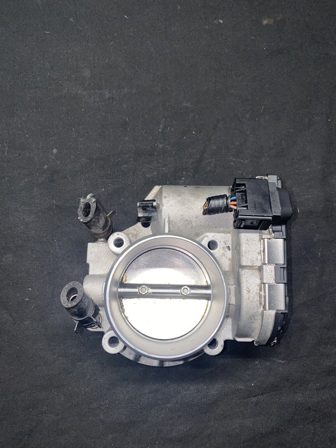 Kia Forte Throttle Body Assembly 2.0 L 35100-2G200 2011-2013