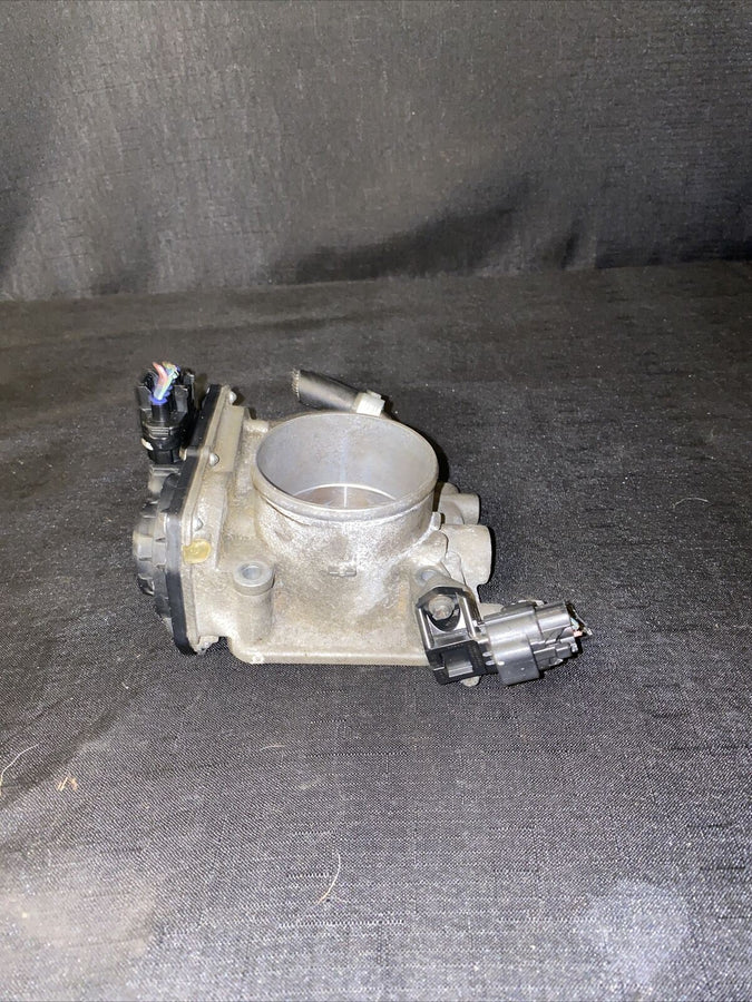 Subaru Outback Throttle Body 2.5L Subaru 16112AA300