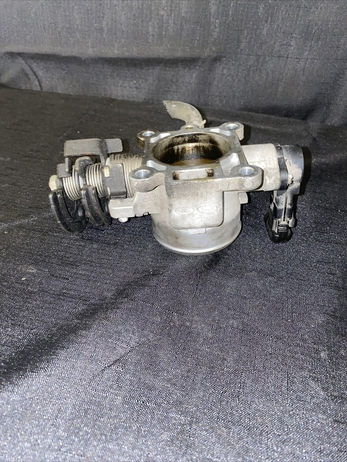 HYUNDAI ELANTRA 2.0L THROTTLE BODY 35100-23950 OEM 07-11
