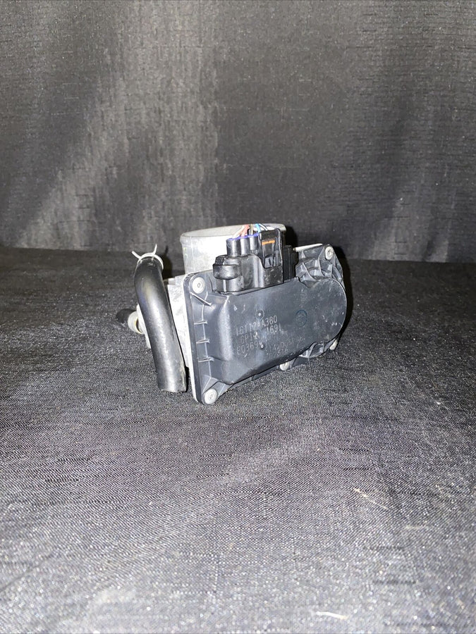 Subaru Impreza Throttle Body 2.0l 2.5L OE