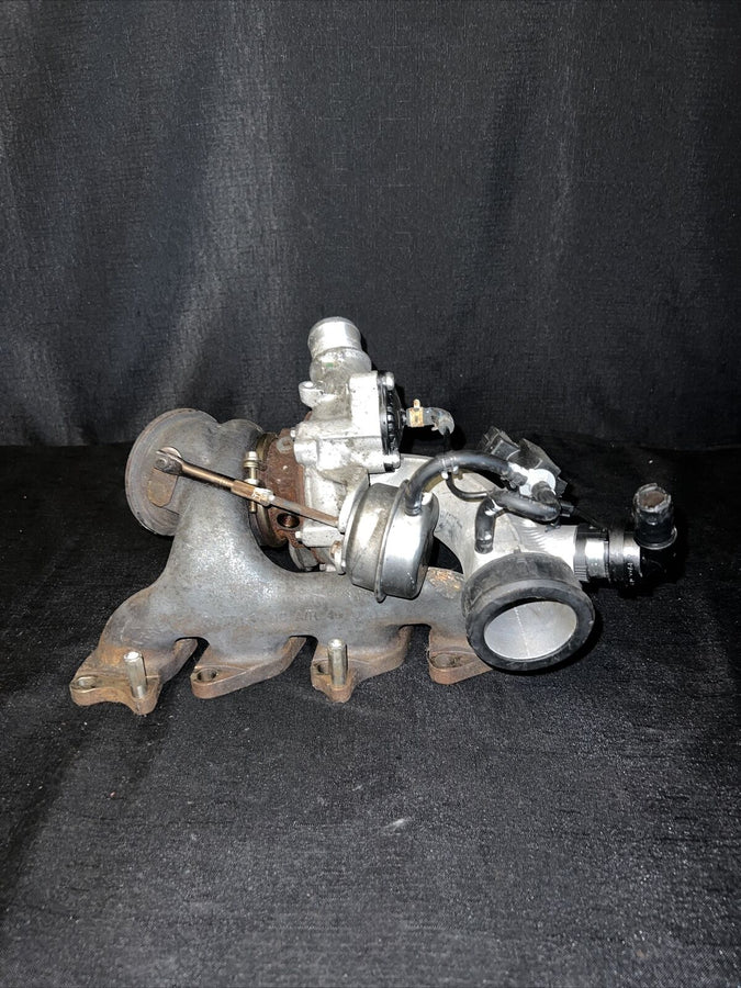 Chevrolet Cruz Garrett Turbocharger w/ Manifold 55565353 Trax Sonic (11-19)OEM