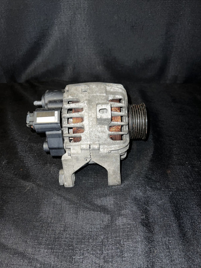 Hyundai Genesis Altenator 2.0L Turbo 2013-2014 37301-2c110)