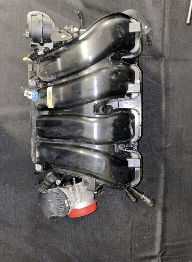 Kia Optima Intake Manifold w/Throttle Body 28310-2G700 2.4L Oem 2011-2015