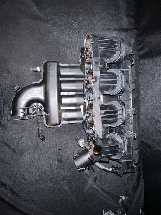 Nissan Frontier 2.5L Intake Manifold 2005-2019 OEM 14003-EA000