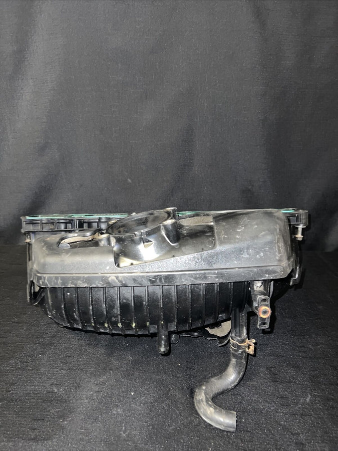Hummer H3 Intake Manifold 3.5L/3.7L OEM 2006-2007