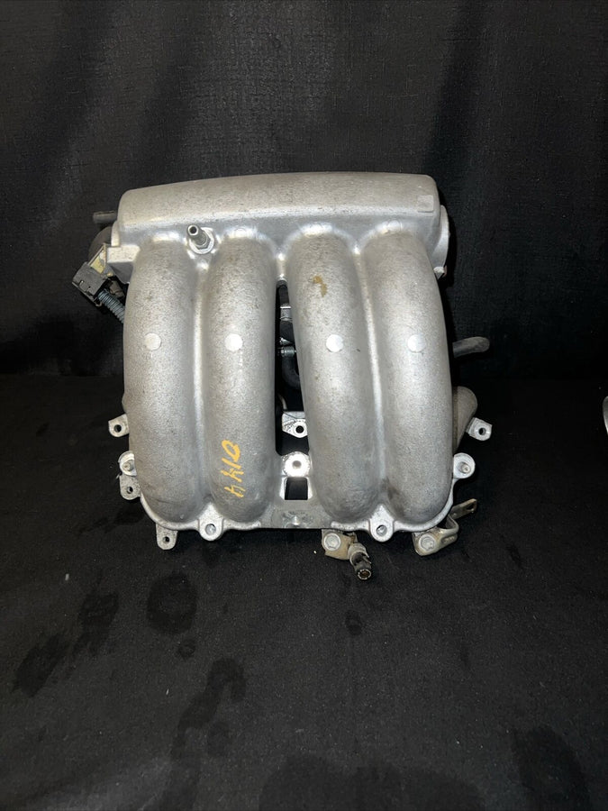 Toyota Tacoma Intake Manifold 2.7L & 2.4L W Throttle Body 00-04 (22210-75250) AT