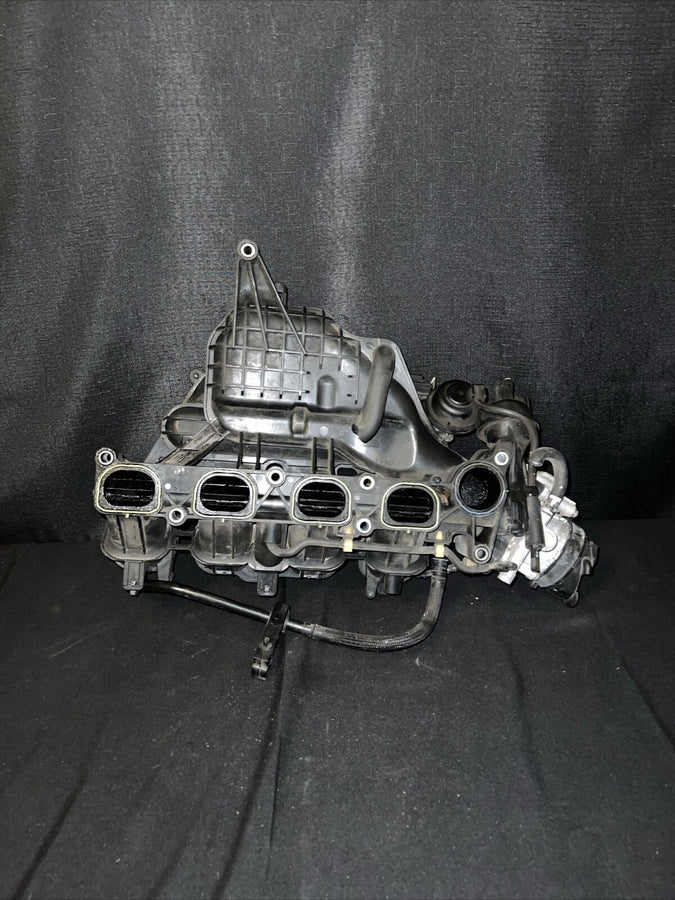 Mazda 3 Intake Manifold/Throttle Body 2.0L OEM (LF62-13-100K) (05-09)