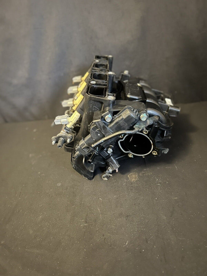 Kia Forte Intake Manifold W/Fuel Rail Injectors 2.0 L 28310-2G200 2010-2013