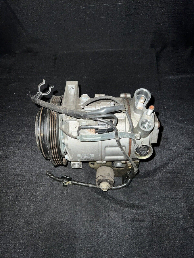 Nissan M35 A/C Compressor Oem 92600-EG00C Zexel 92600-EG00A 2006-2009