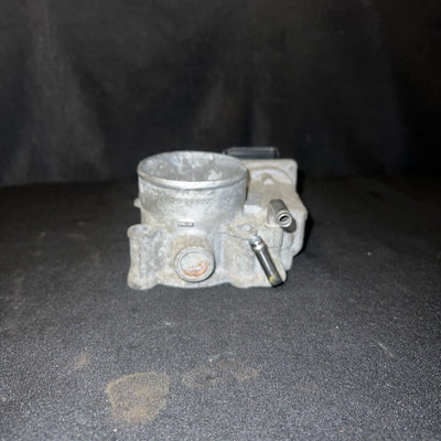 Toyota Tacoma Fuel Injection Throttle Body 2.7L OEM (22030-75020) (2005-2016)